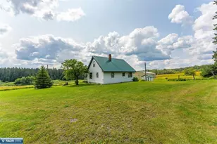 10705 Hwy 65, Gheen, MN 55771 - Photo 6