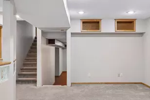 1325 Courtland E, Waconia, MN 55387 - Photo 38