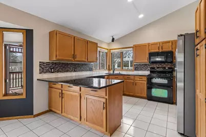 1325 Courtland E, Waconia, MN 55387 - Photo 12