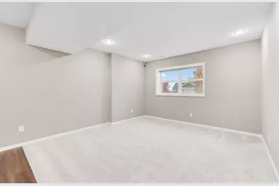 1284 Meadow Lane S, Shakopee, MN 55379 - Photo 32