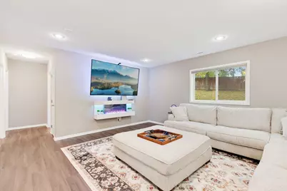 1284 Meadow Lane S, Shakopee, MN 55379 - Photo 32