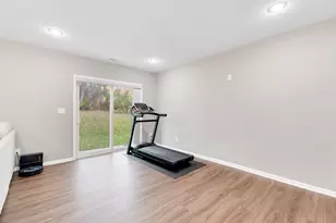 1284 Meadow Ln S, Shakopee, MN 55379 - Photo 34