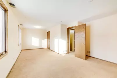 2504 Rose Avenue E, Maplewood, MN 55119 - Photo 30