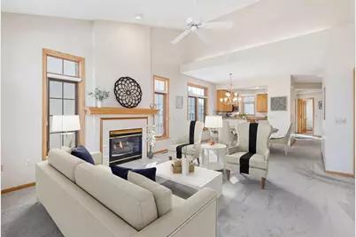 2449 Skyline Drive, Bloomington, MN 55425 - Photo 4