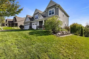 2735 Heron Ln, Victoria, MN 55386 - Photo 2