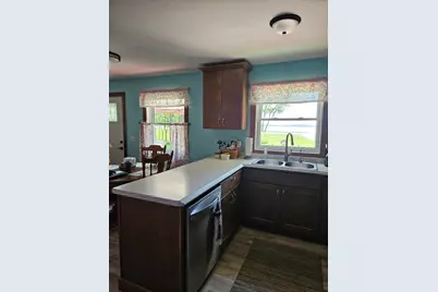 608 Lakeshore Drive, Freeborn, MN 56032 - Photo 10