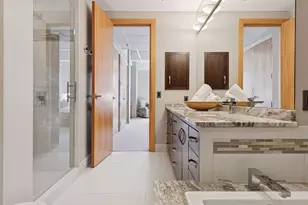 117 Portland Ave, Minneapolis, MN 55401 - Photo 24