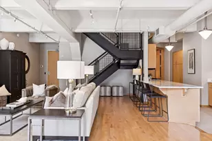 117 Portland Ave, Minneapolis, MN 55401 - Photo 14