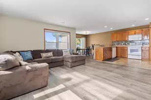 2414 Elianna Dr, Northfield, MN 55057 - Photo 22