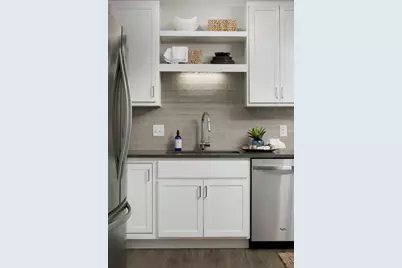 212 10th Avenue S #1110, Minneapolis, MN 55415 - Photo 2