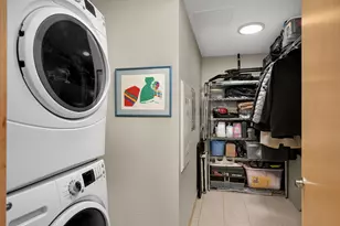 1240 S 2nd St, Minneapolis, MN 55415 - Photo 30