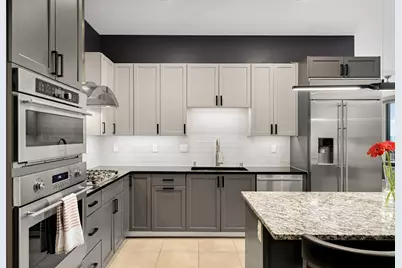 1240 S 2nd Street #1202, Minneapolis, MN 55415 - Photo 8