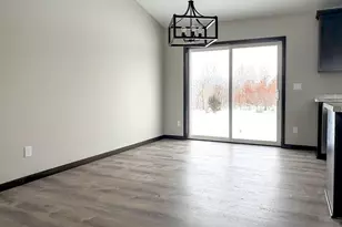 4605 8th St NE, Saint Cloud, MN 56304 - Photo 6