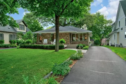 214 Broadway Avenue N, Wayzata, MN 55391 - Photo 1