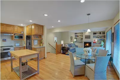 214 Broadway Avenue N, Wayzata, MN 55391 - Photo 4