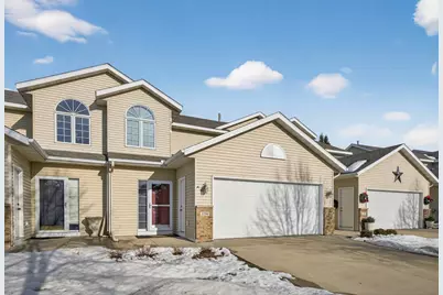 2796 Viola Heights Drive NE, Rochester, MN 55906 - Photo 2