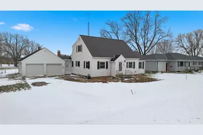 1025 7th Street S, Saint James, MN 56081 - Photo 2