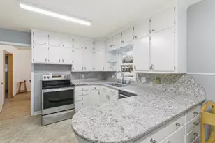 1025 7th St S, Saint James, MN 56081 - Photo 26