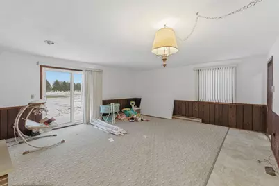 1025 7th Street S, Saint James, MN 56081 - Photo 6