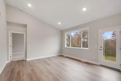 1549 Creekwood Dr, New Richmond, WI 54017 - Photo 12