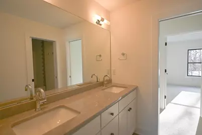 734 Ensconced Way, Chaska, MN 55318 - Photo 32