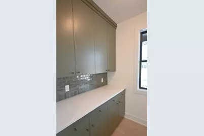 734 Ensconced Way, Chaska, MN 55318 - Photo 20