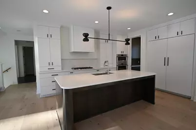 734 Ensconced Way, Chaska, MN 55318 - Photo 2