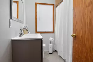 1095 Idaho Ave W, Saint Paul, MN 55117 - Photo 22