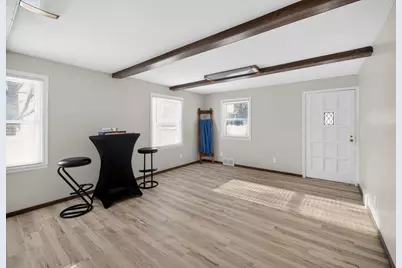 1095 Idaho Avenue W, Saint Paul, MN 55117 - Photo 16