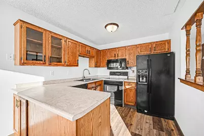 5747 Otter View Trail, White Bear Township, MN 55110 - Photo 10