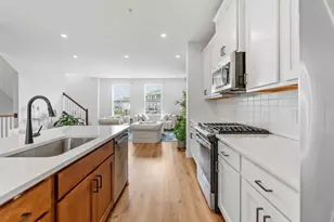 8612 Kenyon Ct NE, Blaine, MN 55434 - Photo 20