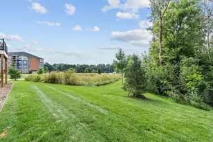 8612 Kenyon Ct NE, Blaine, MN 55434 - Photo 4