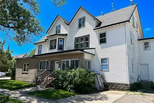 403 2nd St NW, Austin, MN 55912 - Photo 1