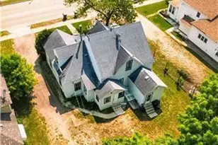 403 2nd St NW, Austin, MN 55912 - Photo 4