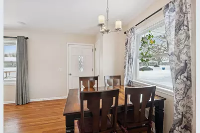 9642 Columbus Avenue S, Bloomington, MN 55420 - Photo 8