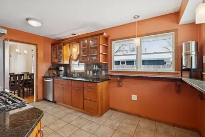 9642 Columbus Avenue S, Bloomington, MN 55420 - Photo 14