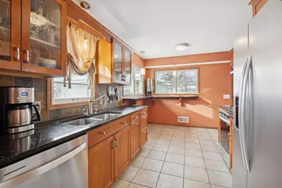 9642 Columbus Avenue S, Bloomington, MN 55420 - Photo 12