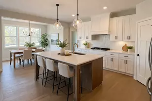 18520 Ixonia Ave, Lakeville, MN 55044 - Photo 4