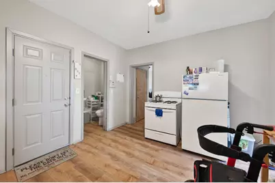 4126 Dupont Avenue N, Minneapolis, MN 55412 - Photo 22