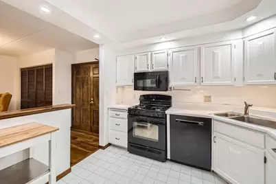 6710 Vernon Avenue S #307, Edina, MN 55436 - Photo 12