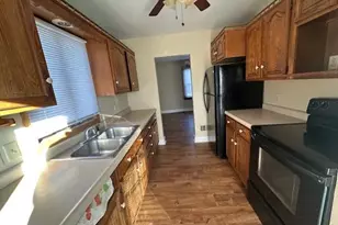 905 9th Ave SW, Austin, MN 55912 - Photo 2