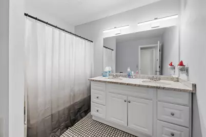 1053 Cromwell Avenue, Saint Paul, MN 55114 - Photo 6