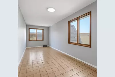 1053 Cromwell Avenue, Saint Paul, MN 55114 - Photo 12