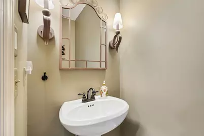 2203 7th Avenue NW, Austin, MN 55912 - Photo 34