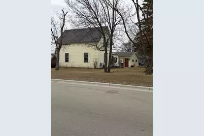 357 5th Avenue SW, Perham, MN 56573 - Photo 4