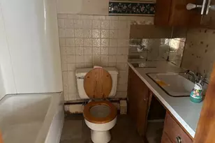 306 Maple St, Lyle, MN 55953 - Photo 4