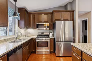 9170 Larch Ln N, Maple Grove, MN 55369 - Photo 4