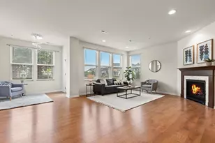 732 Wildflower Ln, Chanhassen, MN 55317 - Photo 6