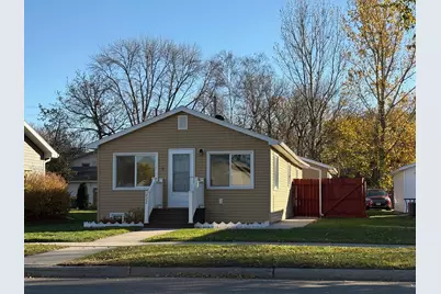 622 11th Street N, Breckenridge, MN 56520 - Photo 1