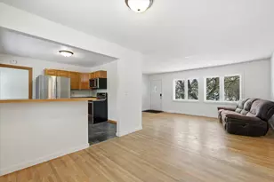 6631 Elmwood Dr, Rockford, MN 55373 - Photo 8